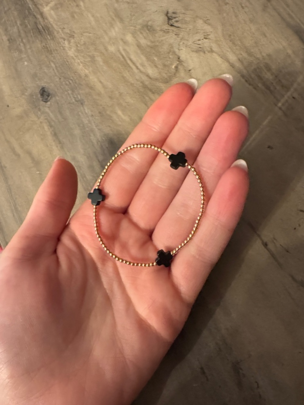 Black e newton cross bracelet - Picture 2 of 2